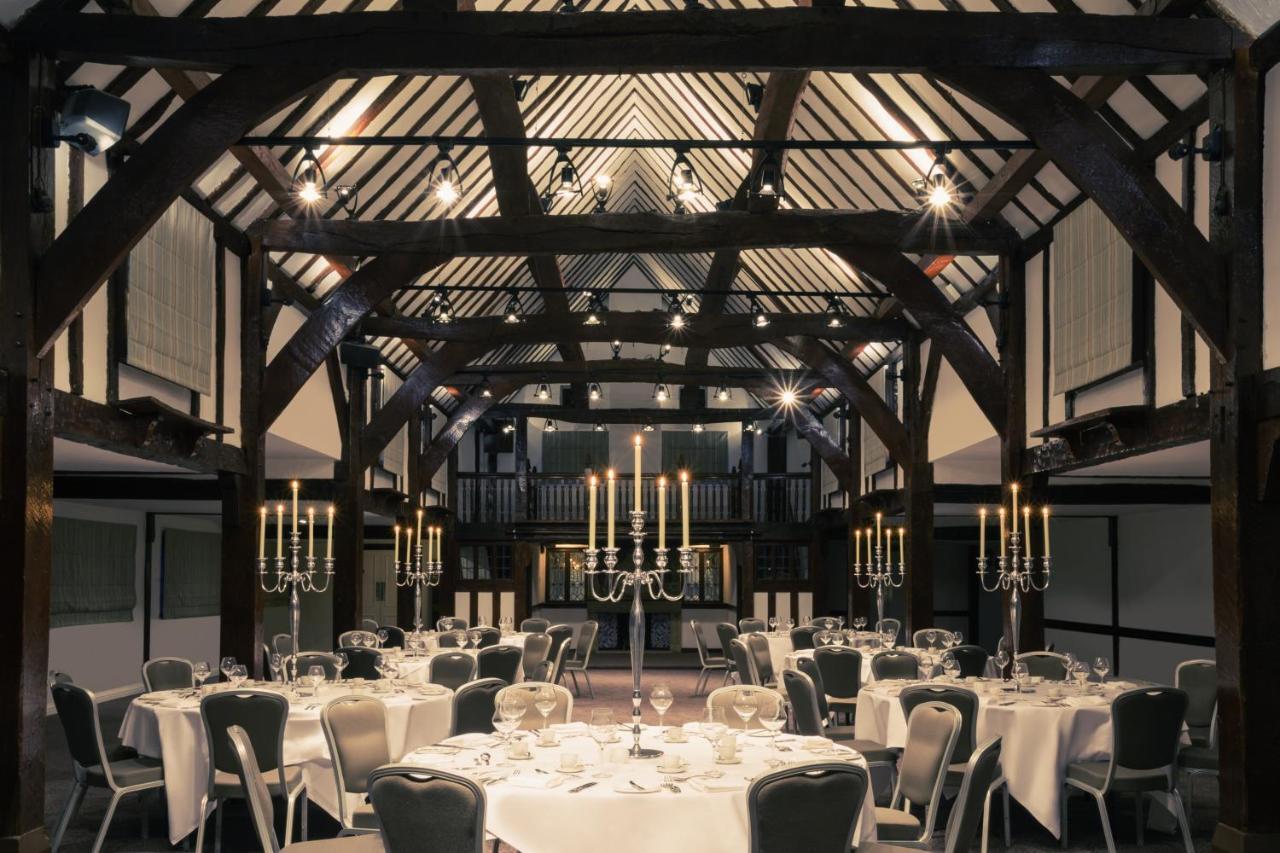 Sunday Box Hill Burford Bridge Hotel Dorking Exterior foto